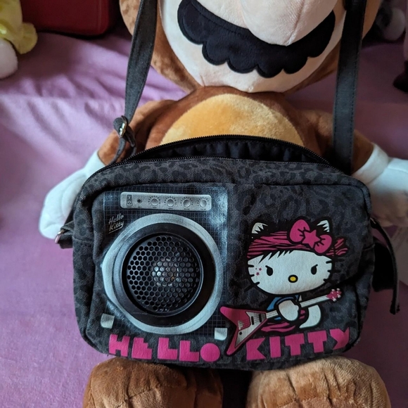 Hello kitty x loungefly purse 2009 - Picture 2 of 4